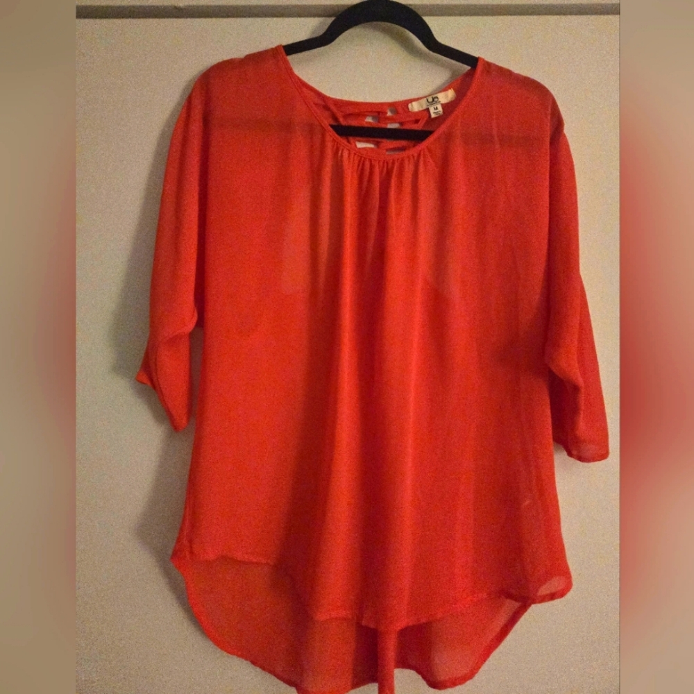 FLOWY top By~ Ya Los Angeles